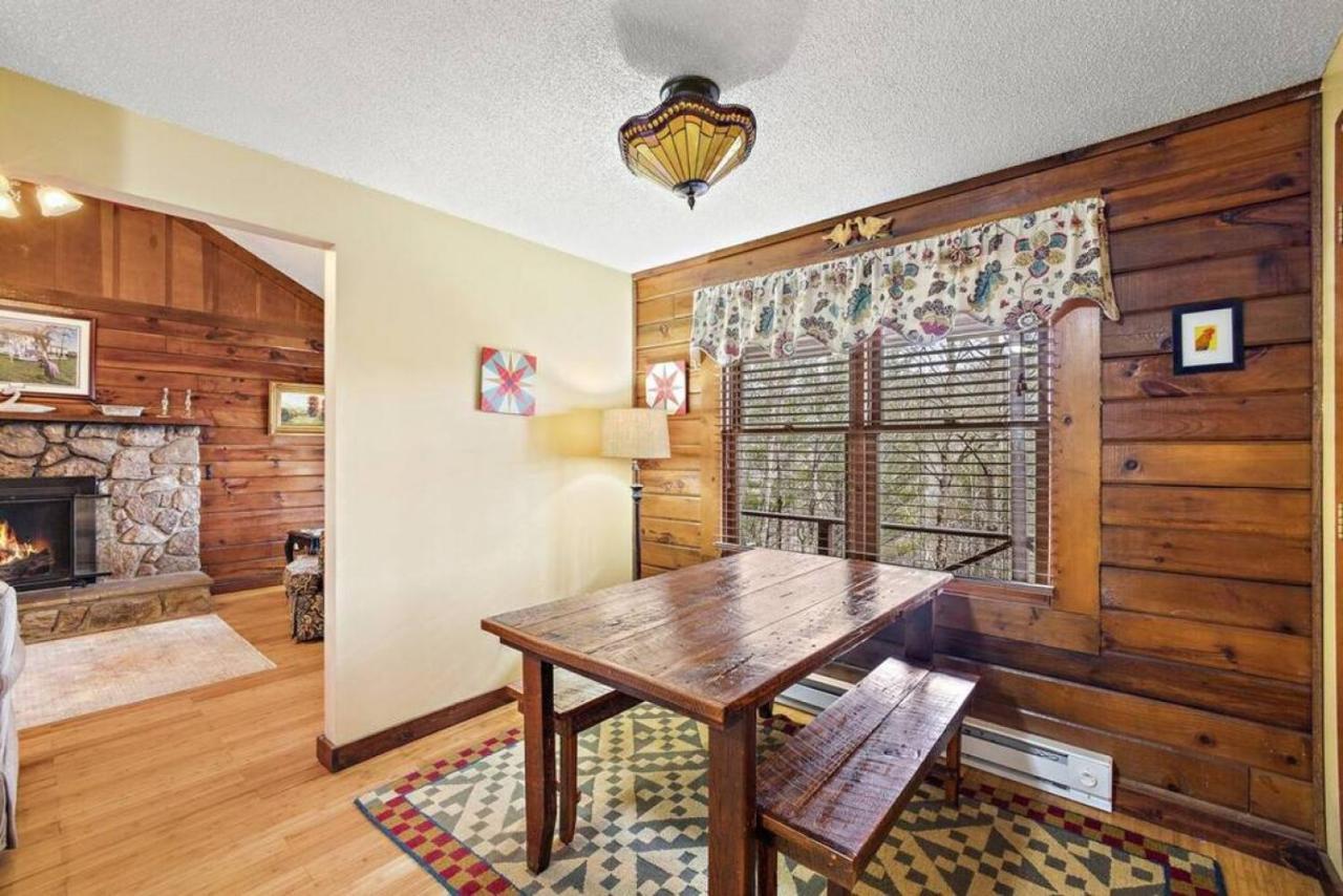 Quiet Cabin In The High Country Blowing Rock Exterior photo